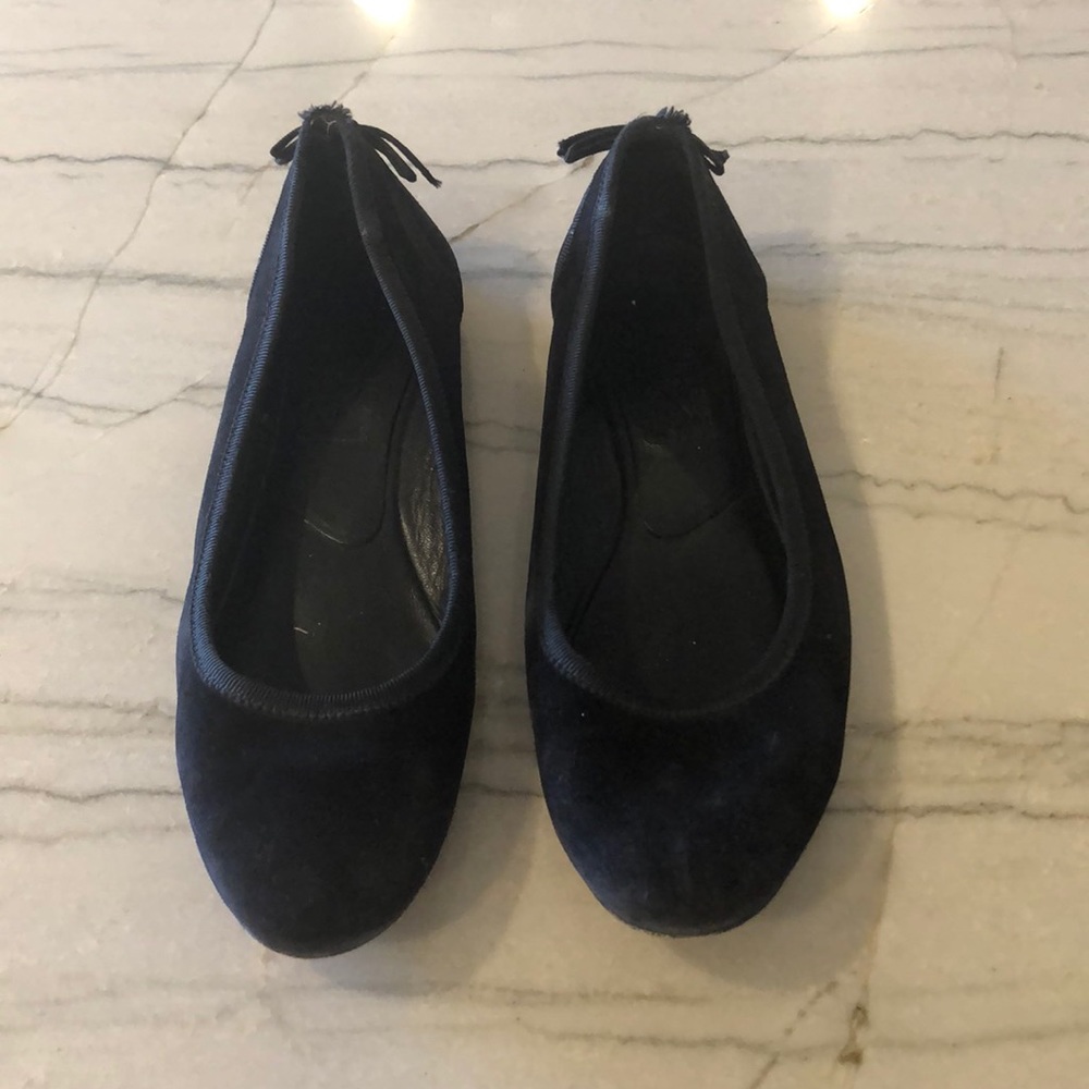 Salvatore Ferragamo black flats